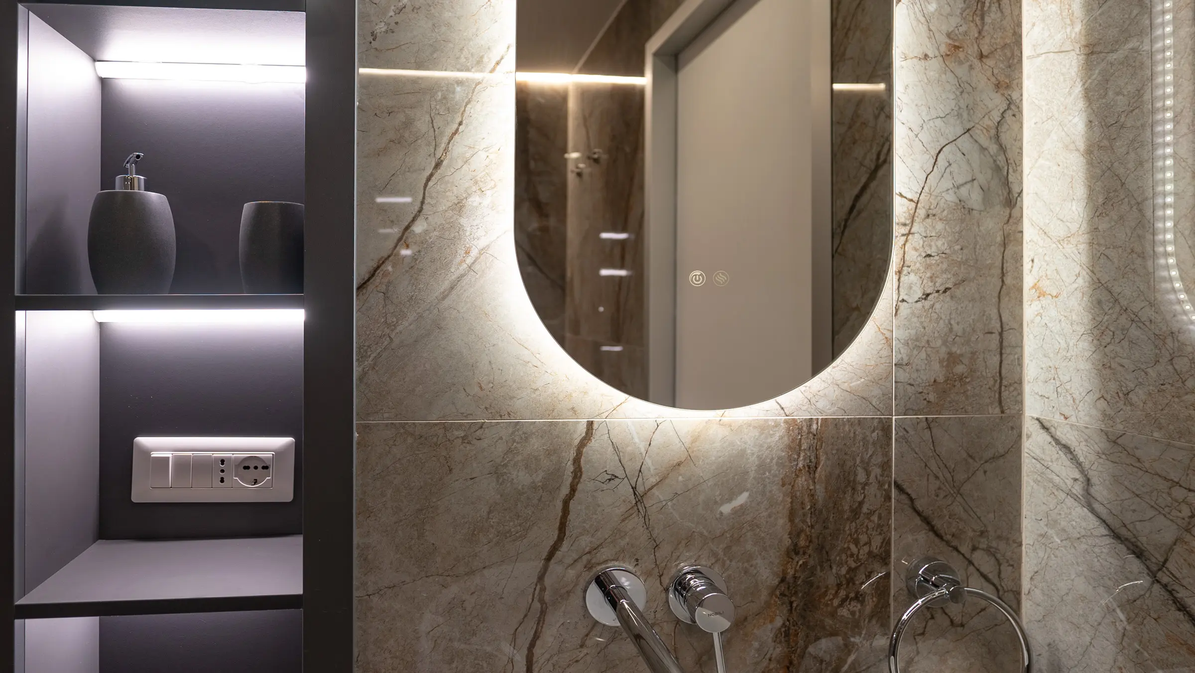 GG Luxury Suites Piazza di Spagna Junior Suite Gallery 02